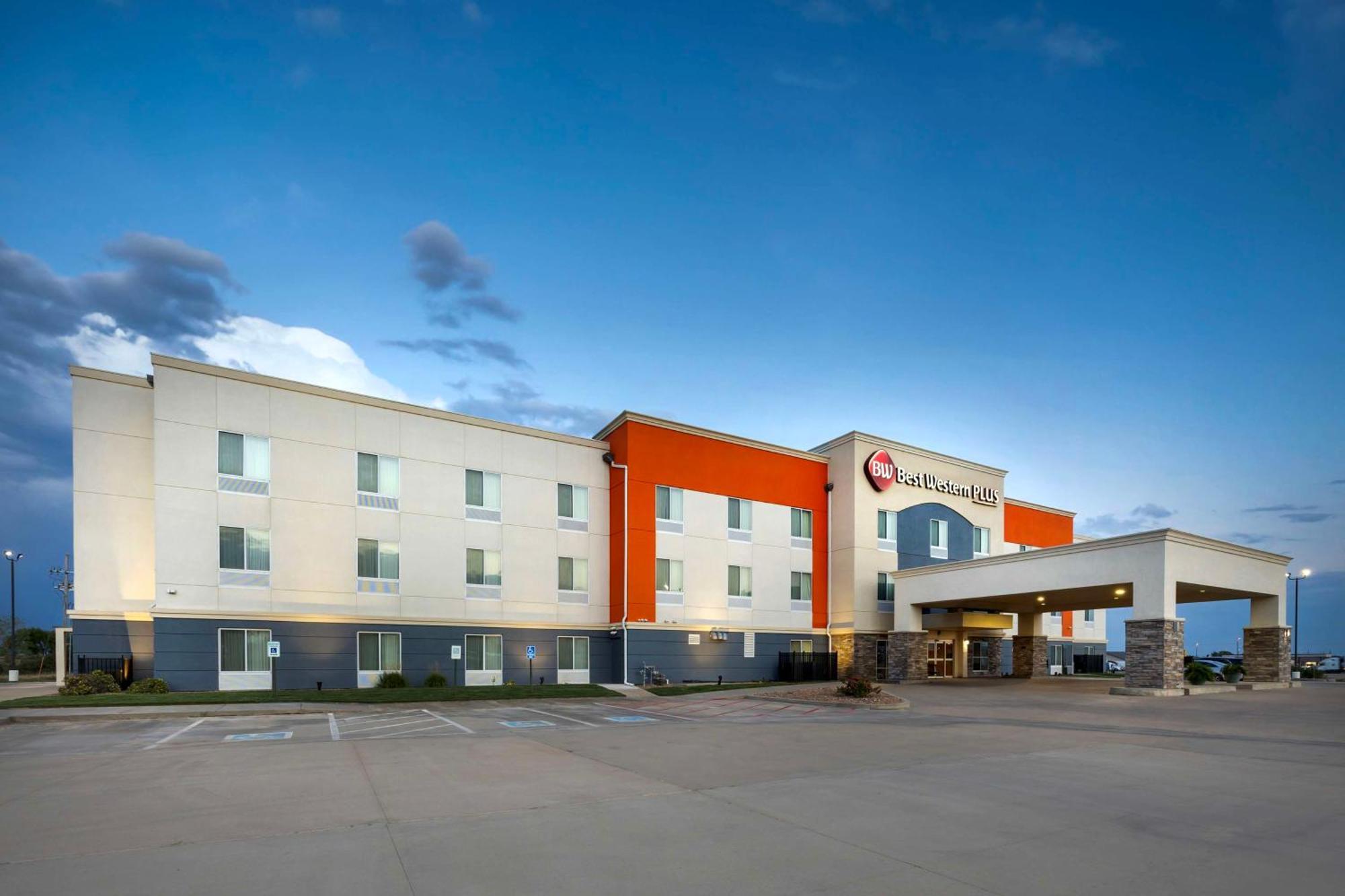 Best Western Plus Pratt Eksteriør billede